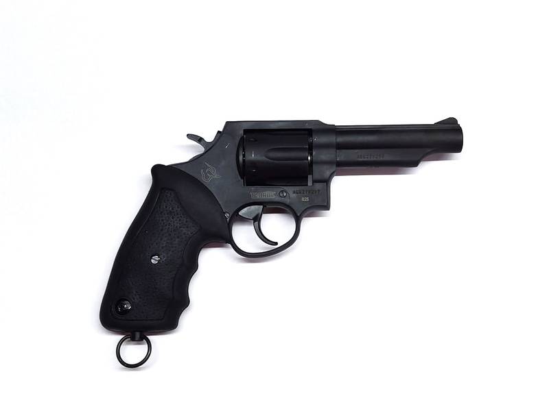 Revólver Taurus RT 82S .38 SPL — Oxidado Fosco TAURUS 